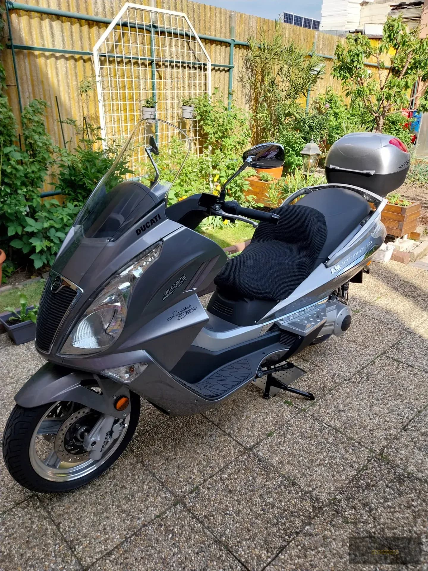 CF MOTO JET MAX - foto 1