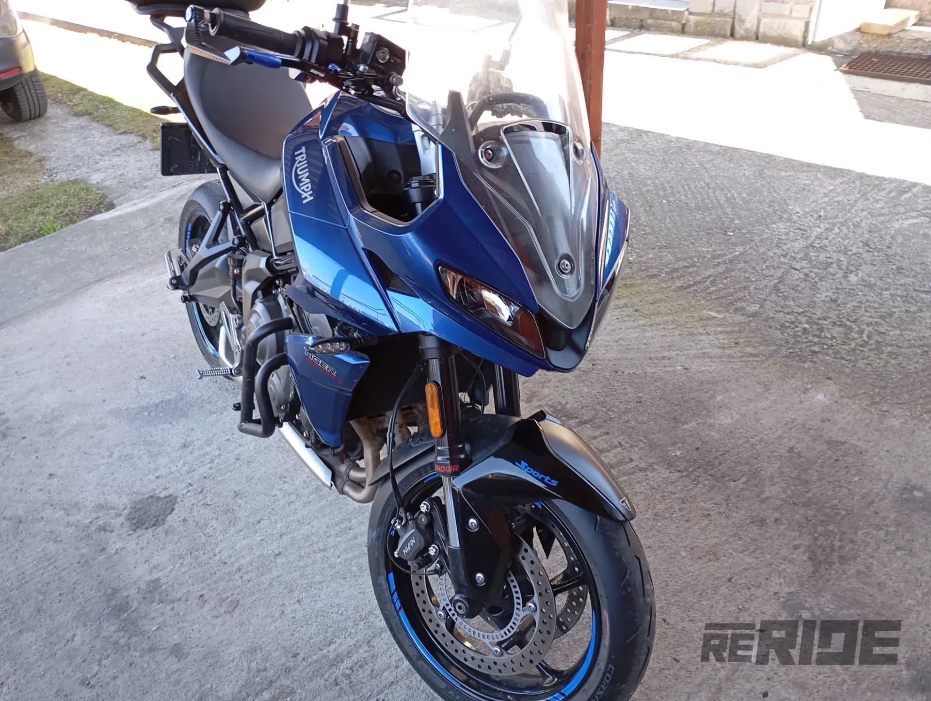 Triumph Tiger 660 šport - foto 1